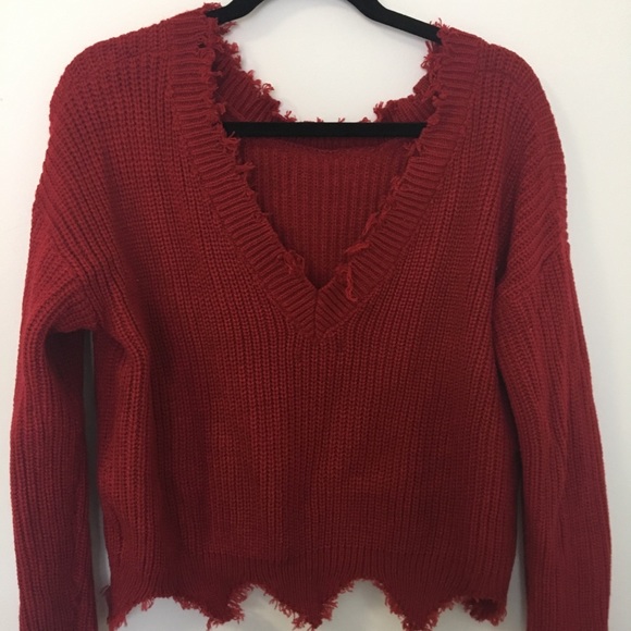 Red sweater - Picture 2 of 4